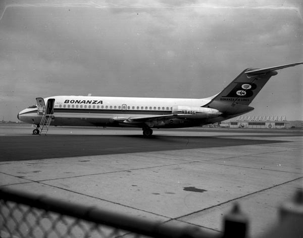 Bonanza Airlines Douglas DC-9-11  N945L