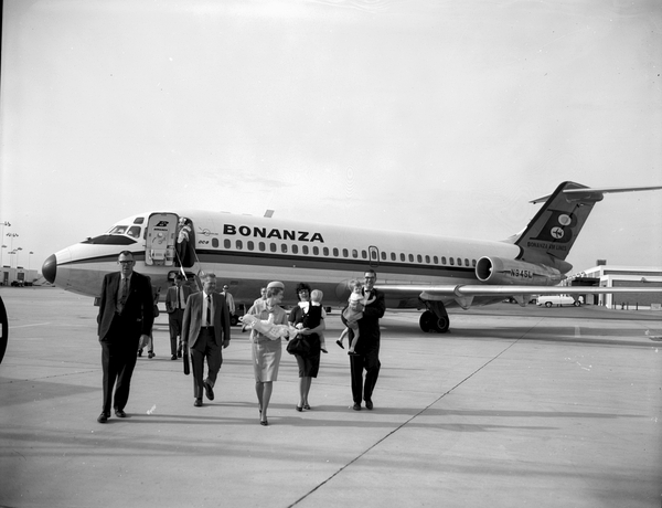 Bonanza Airlines Douglas DC-9-11  N945L