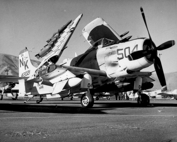 USN Douglas AD-7  -142621