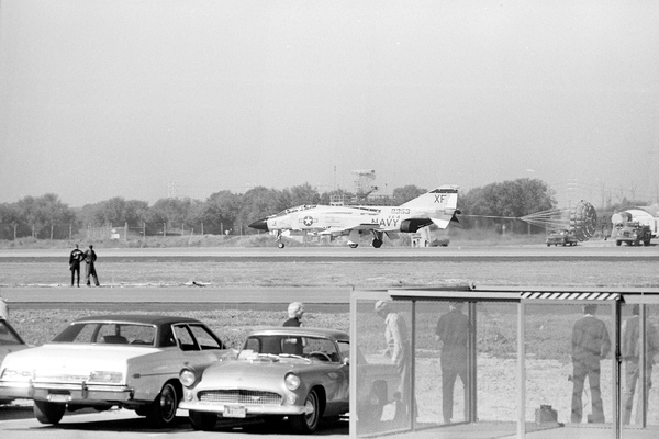 USN McDonnell F-4J  158350