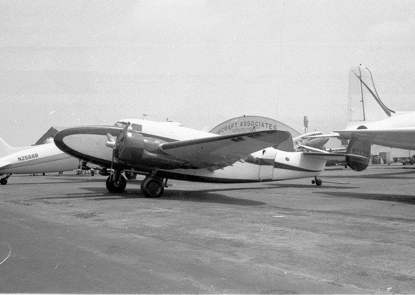  Lockheed L-18-56 Lodestar N5135