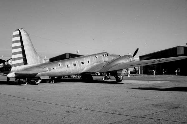  Douglas B-23  39-033