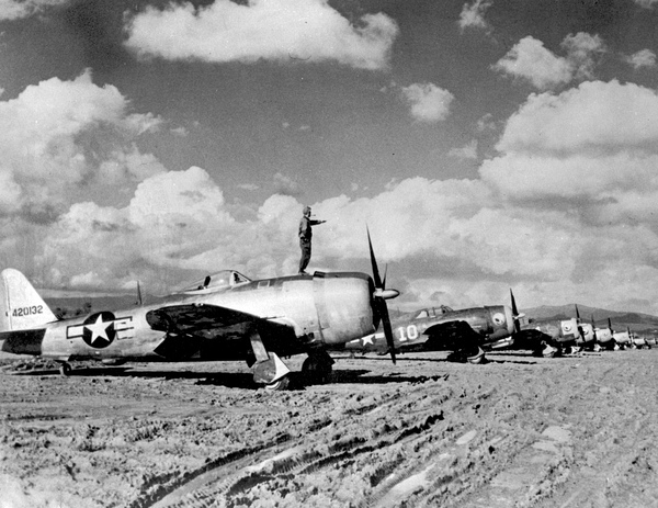 USAAF Republic P-47D  44-20132