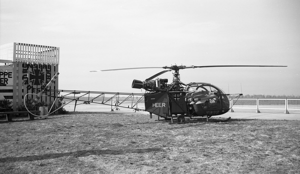  Sud Est SE 3130 Helicopter 7625