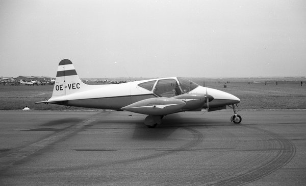  SGP M-222  Flamingo OO-VEC