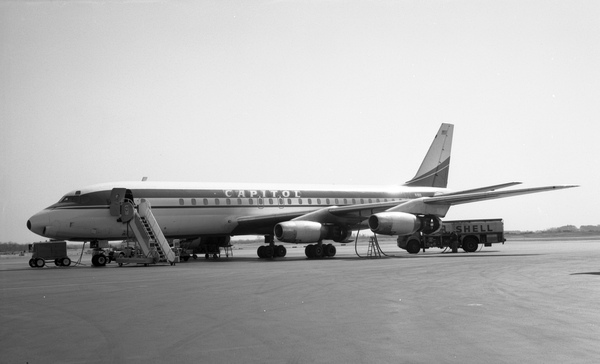 Capitol Douglas DC-8-31  N1800