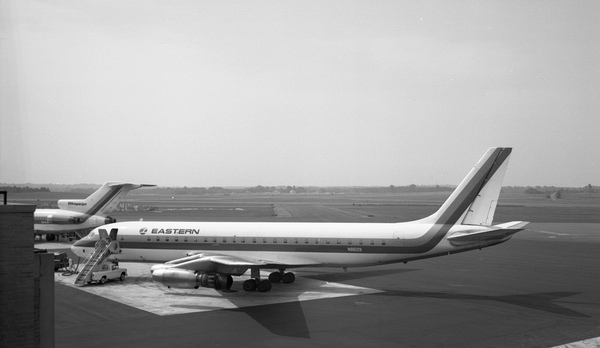 Eastern Douglas DC-8-21  N8609