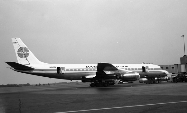 Pan American Douglas DC-8-32  N816PA