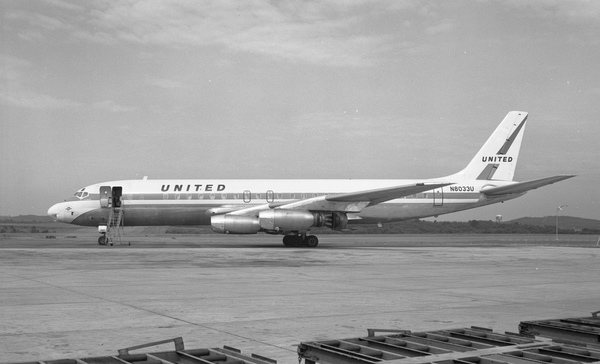 United Douglas DC-8-21  N8033U