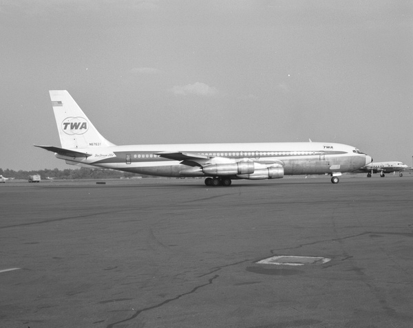 TWA Boeing 707-131B  N6727