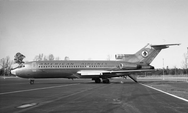 American Boeing 727-23  N1994