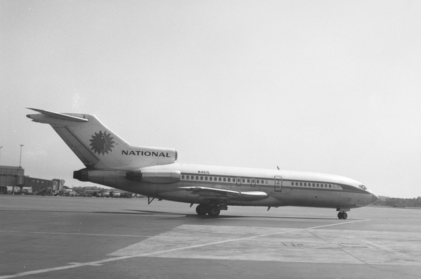 National Boeing 727-35  N4615