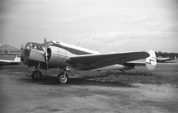  Beechcraft AT-11 Kansan CF-KJH