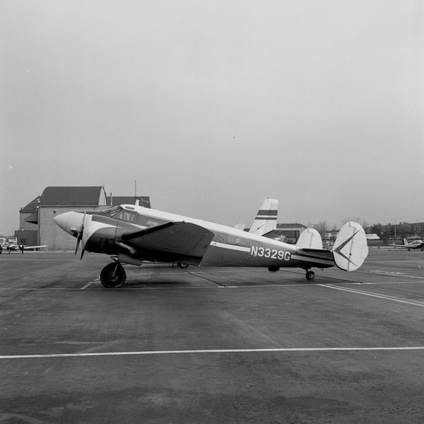  Beechcraft C-45H  N3329G