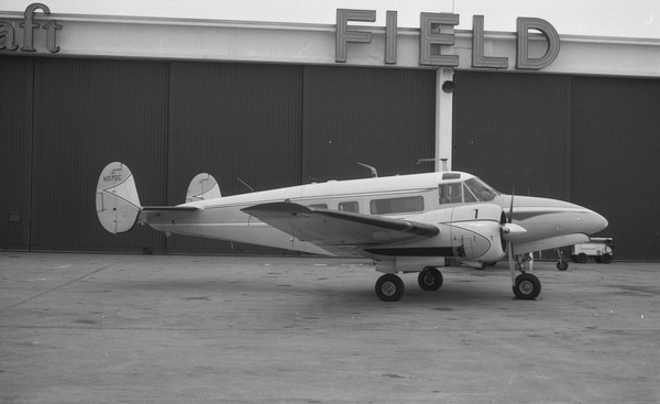  Beechcraft E18S Twin Beech N157SC