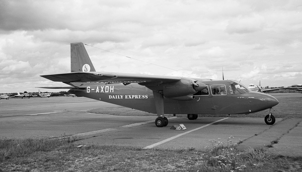 DAILY EXPRESS Britten-Norman BN-2A Islander G-AXDH
