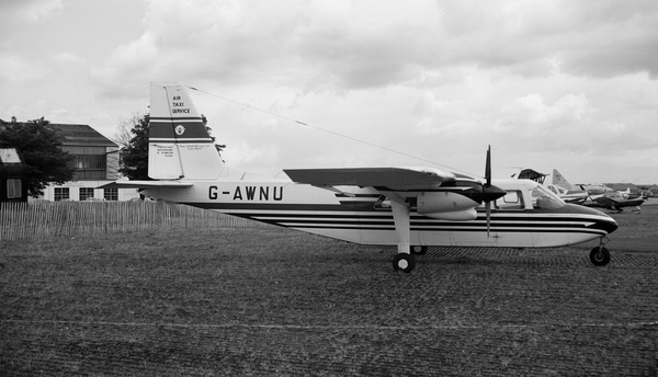  Britten-Norman BN-2A Islander G-AWNU