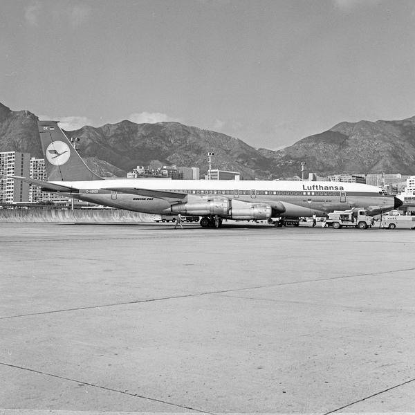 NIGERIA A.W. Boeing 707-436  G-APFH