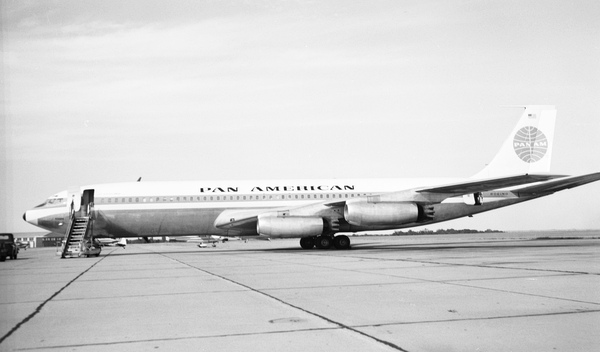 Pan American Airlines Boeing 707-321  N722PA