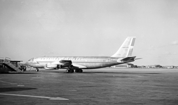 American Airlines Boeing 707-123B  N7511A