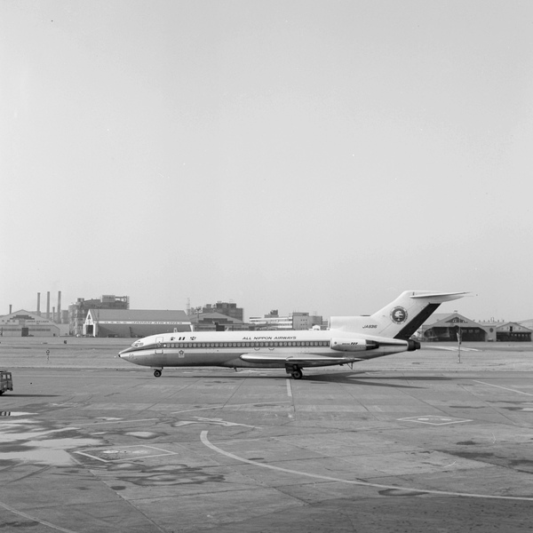 A.N.A. Boeing 727-81  JA8316