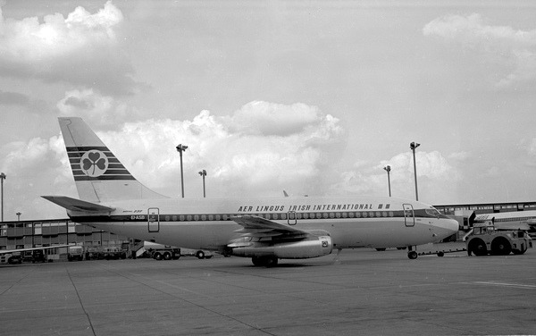 AER LINGUS Boeing 737-248  EI-ASB