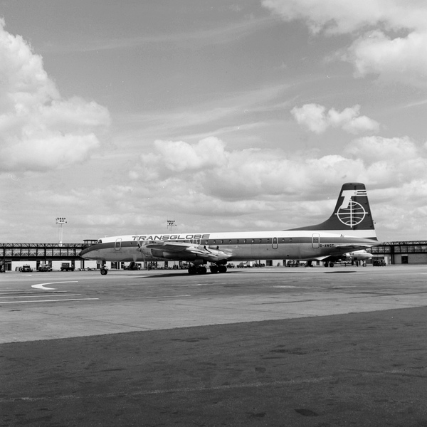 TRANSGLOBE CANADAIR CL-44  G-AWGT