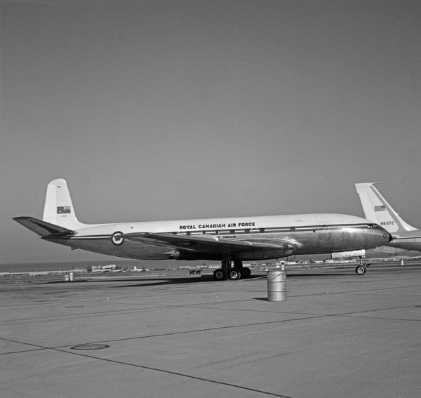RCAF De Havilland  DH-106 Comet 1A 5301