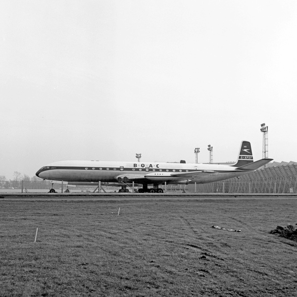 BOAC De Havilland  DH-106 Comet 4 G-APDF