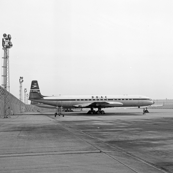 BOAC De Havilland  DH-106 Comet 4 G-APDI