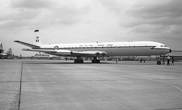 RAF De Havilland  DH-106 Comet C4 XR-398