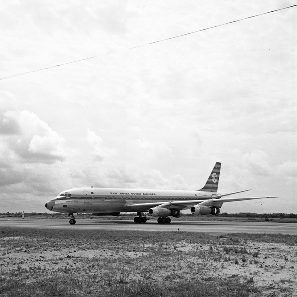 K.L.M. Douglas DC-8-32  PH-DCE