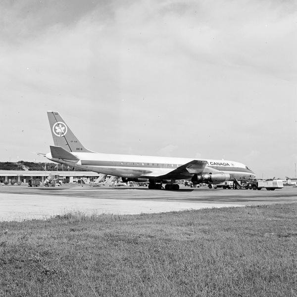 Air Canada Douglas DC-8-32  CF-TJE