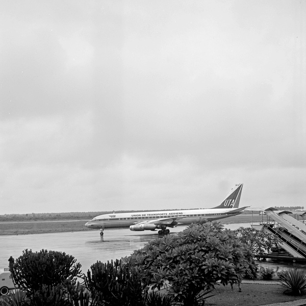 U.T.A. Douglas DC-8-32  F-BJLA