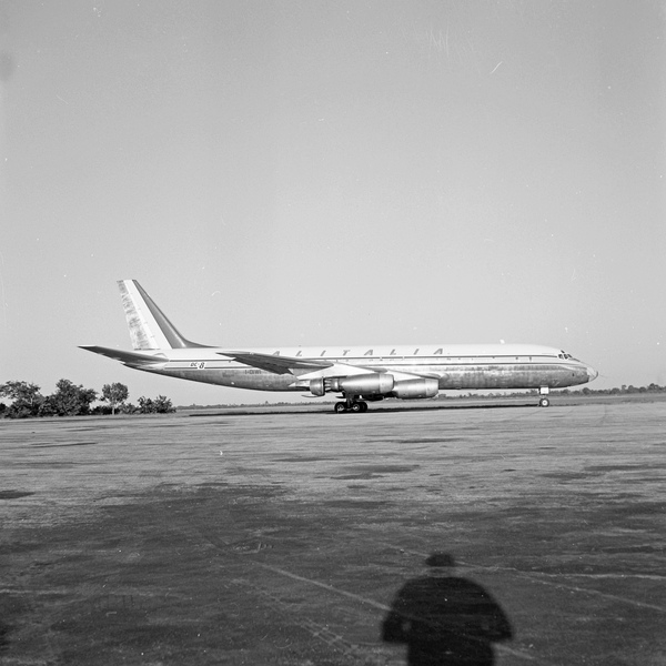 Alitalia Douglas DC-8-42  I-DIWI