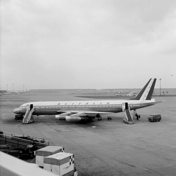 Alitalia Douglas DC-8-42  I-DIWI