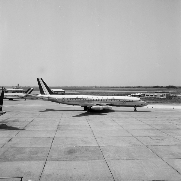 Alitalia Douglas DC-8-43  I-DIWU