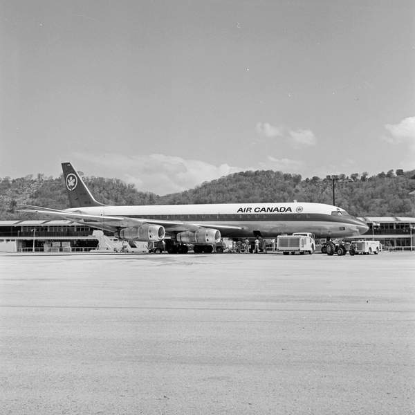 Air Canada Douglas DC-8-54F  CF-TJR