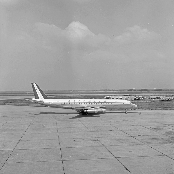 Alitalia Douglas DC-8-62CF  I-DIWB