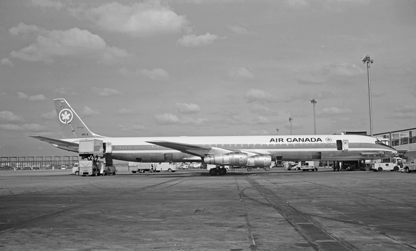  Douglas DC-8-61  CF-TJZ