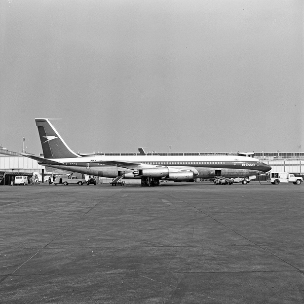 BOAC Boeing 707-436  G-APFG