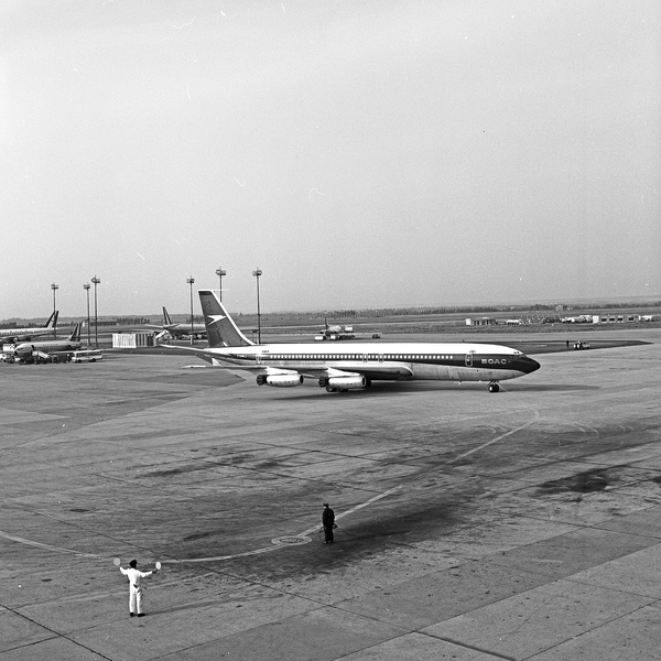 BOAC Boeing 707-436  G-APFJ