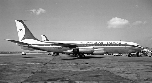 AIR INDIA Boeing 707-437  VT-DNZ