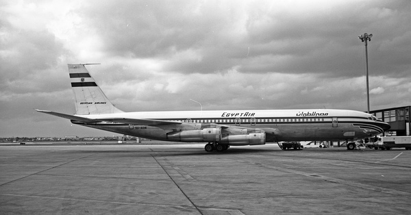 EGYPTAIR Boeing 707-366C  SU-AOW