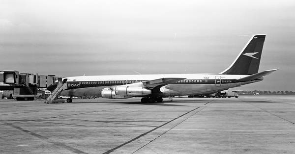 BOAC Boeing 707-336C  G-AXGW
