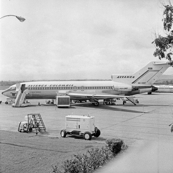 AVIANCA COLOMBIA Boeing 727-59  HK-1337