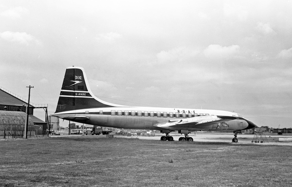 BOAC Bristol -102 Britannia G-ANBE