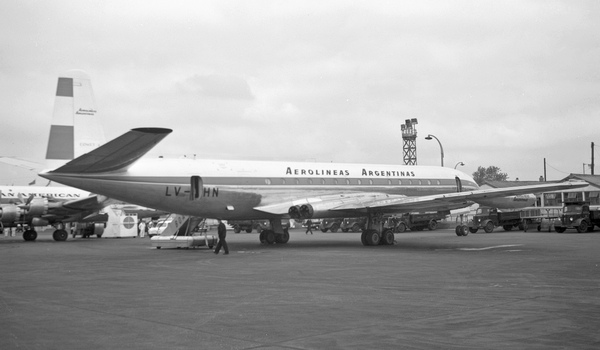 AEROLINEAS ARGENTINAS De Havilland  DH-106 Comet 4 LV-AHN