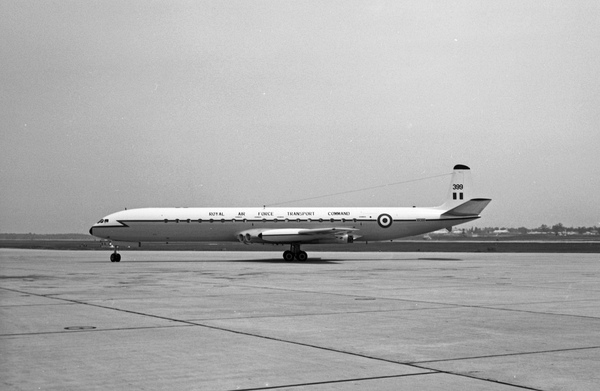 RAF De Havilland  DH-106 Comet C-4 XR 397