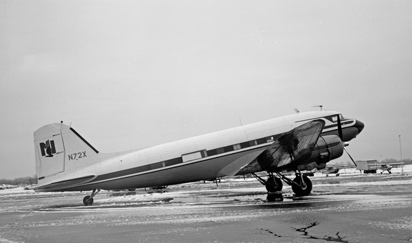 NATIONWIDE MUTUAL INS.CO Douglas DC-3/322  N72X